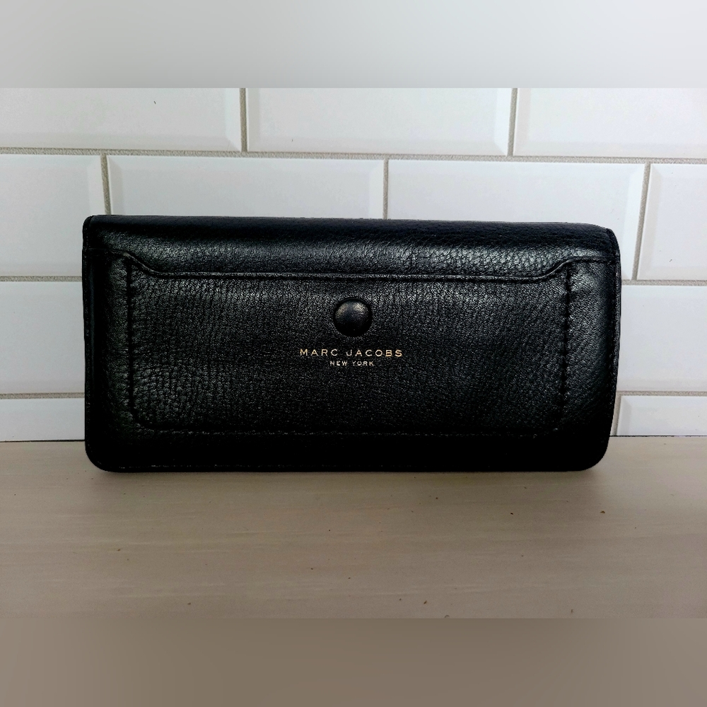 Marc Jacobs Leather Continental Wallet